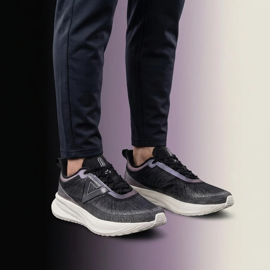 PEAK FOOTWEAR