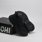 PEAK FOOTWEAR