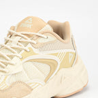 PEAK SHOES