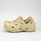 PEAK SANDALS