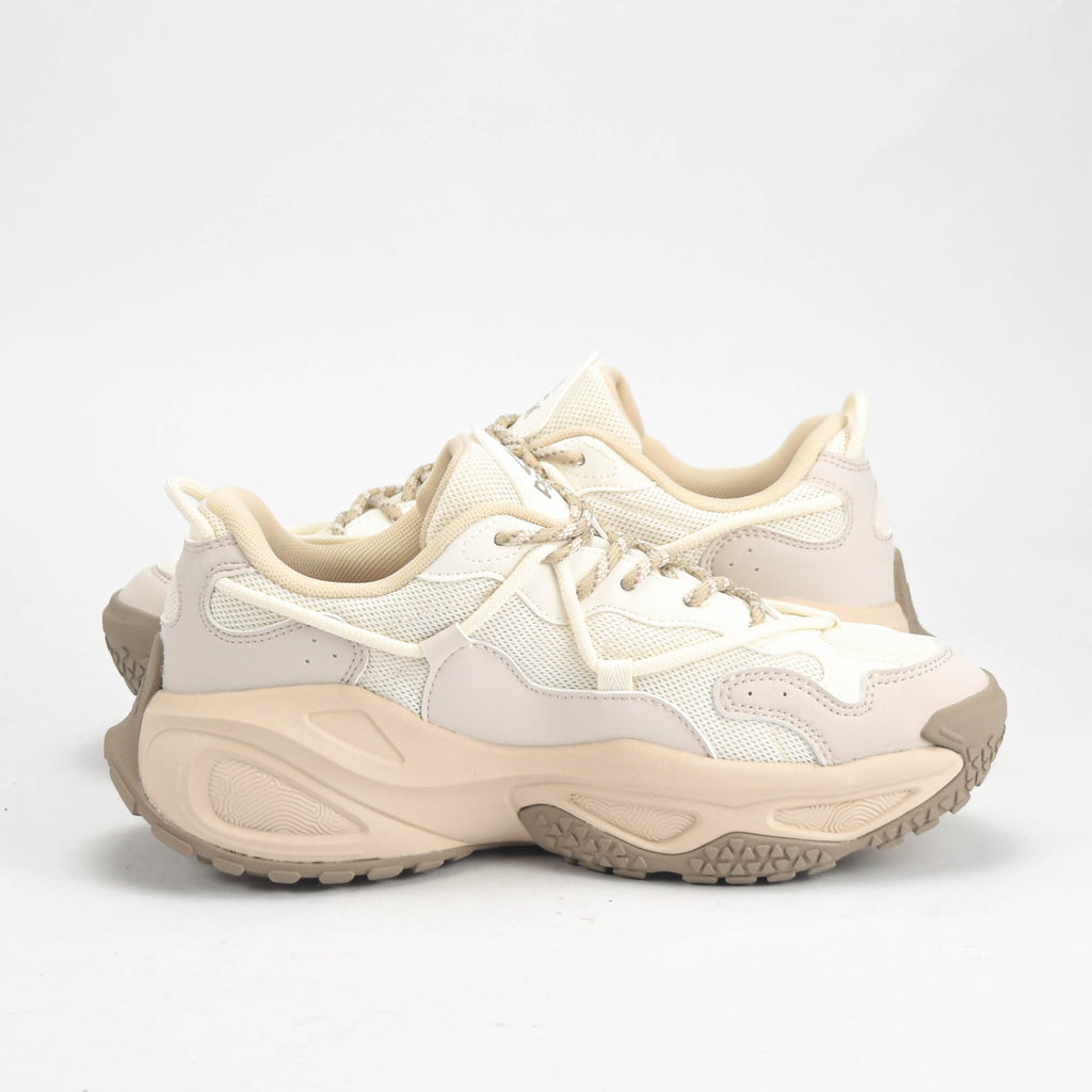 PEAK SHOES