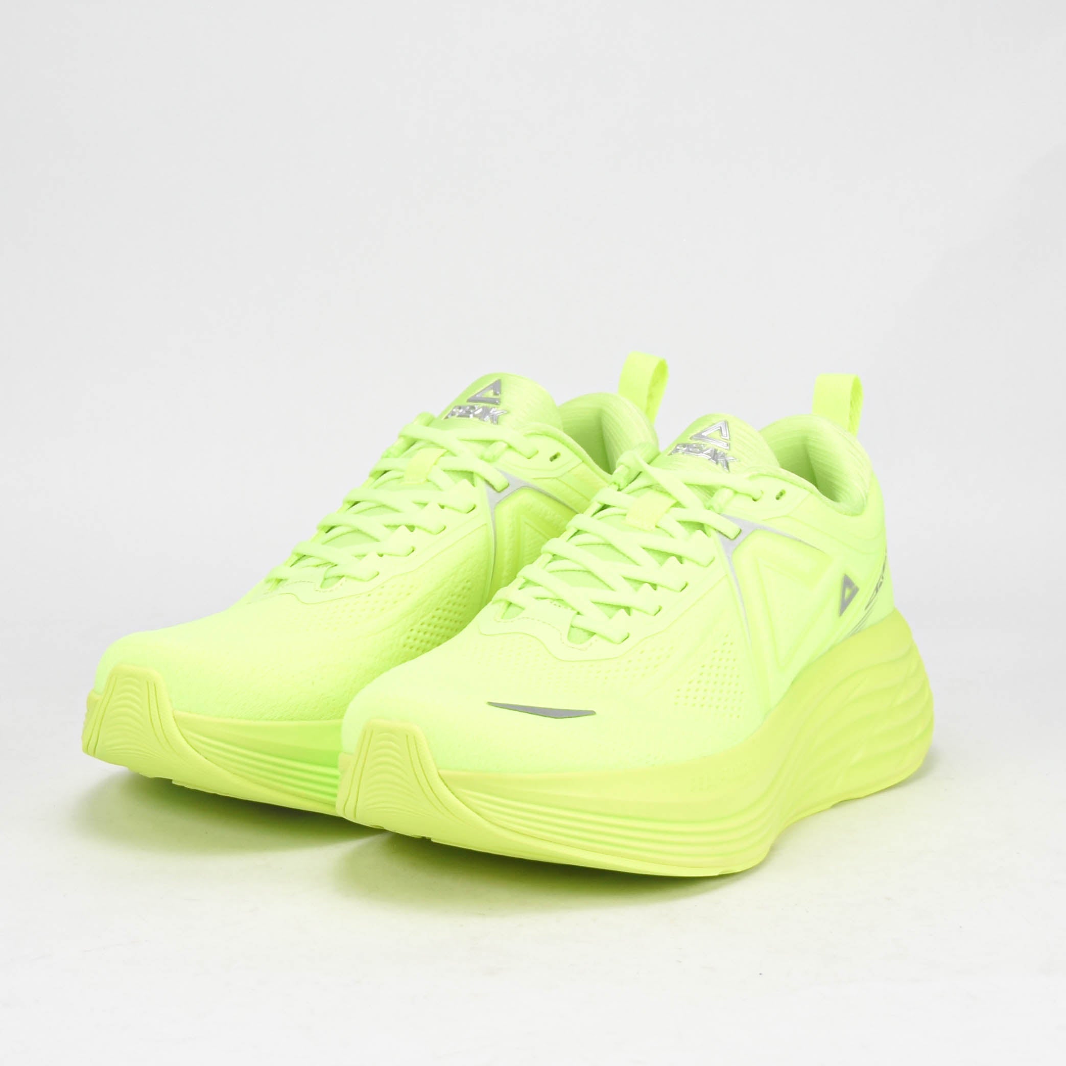 PEAK SHOES