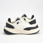 PEAK SHOES