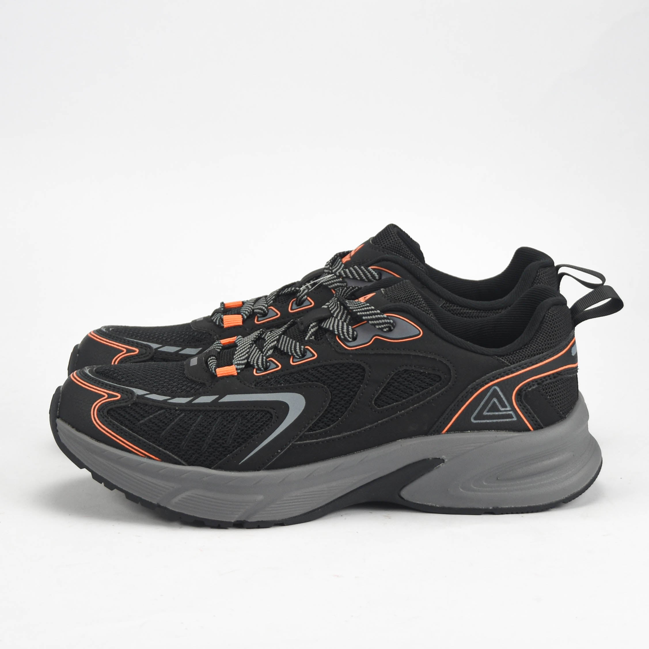PEAK SHOES