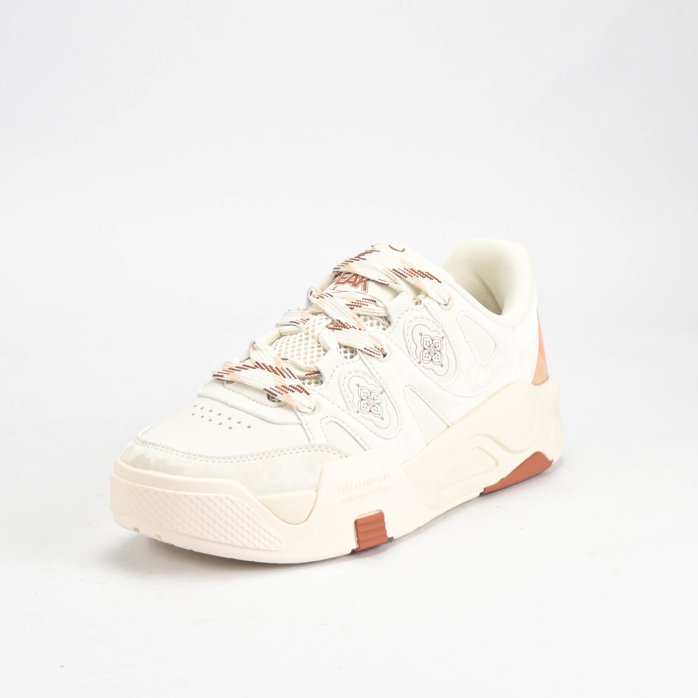 PEAK SHOES