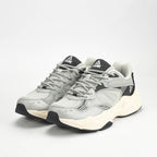 PEAK SHOES