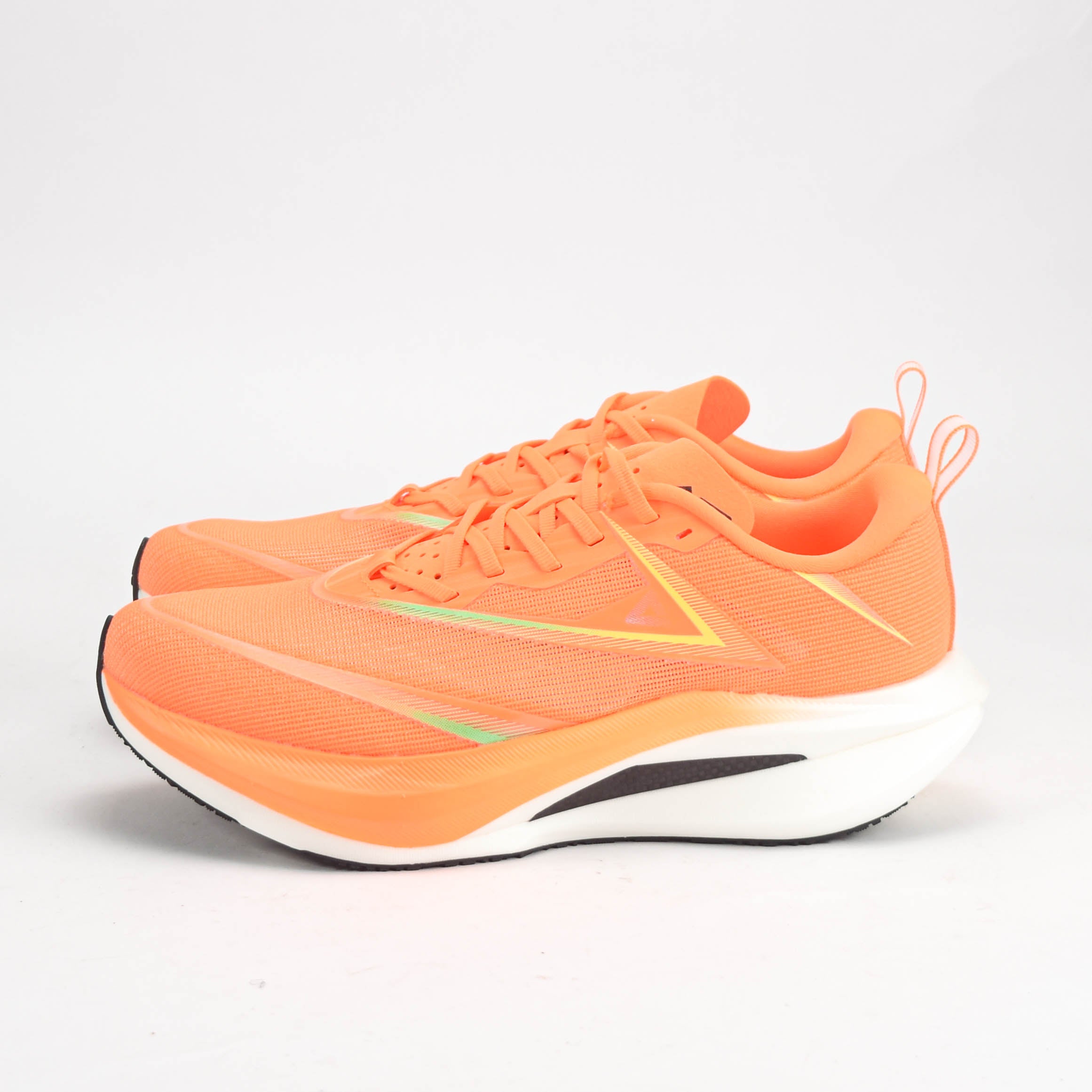 PEAK SHOES
