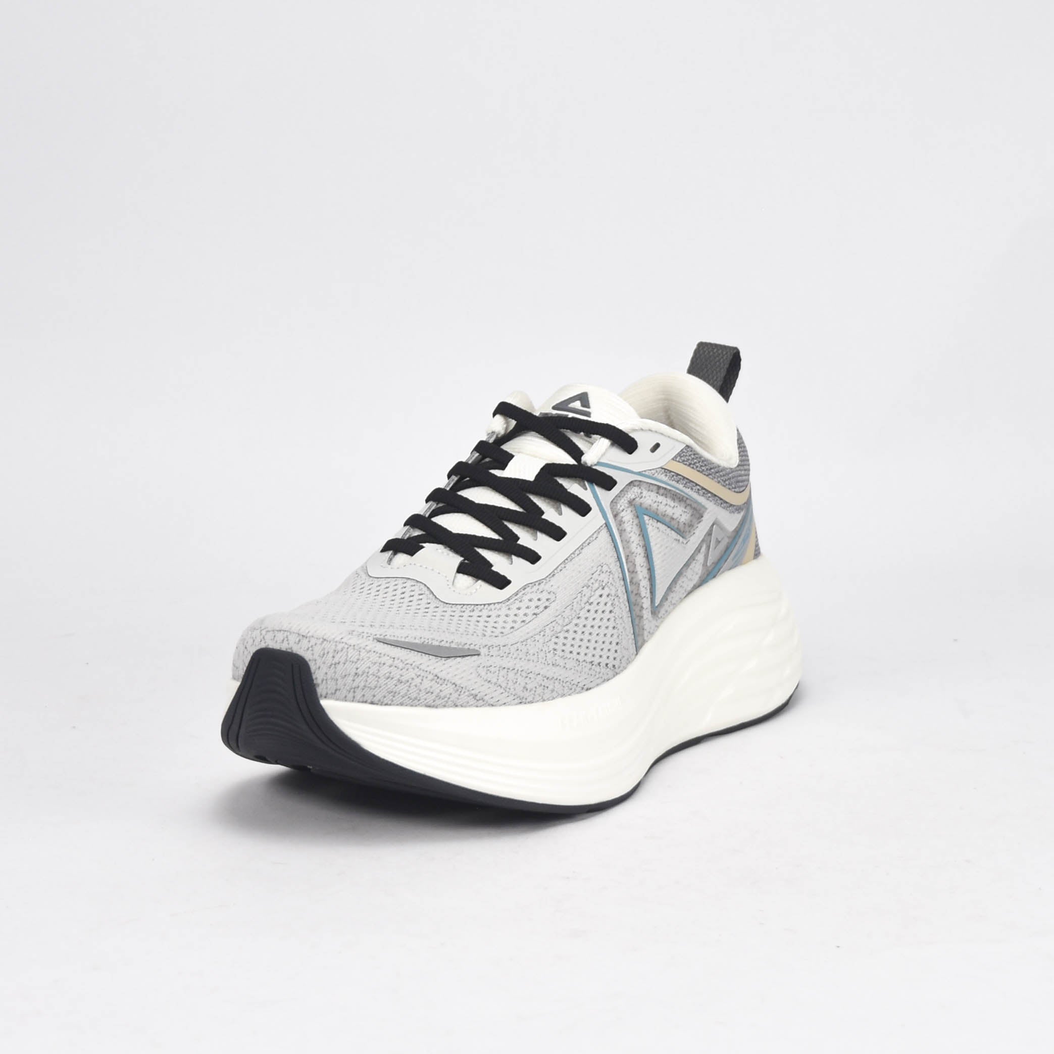 PEAK SHOES
