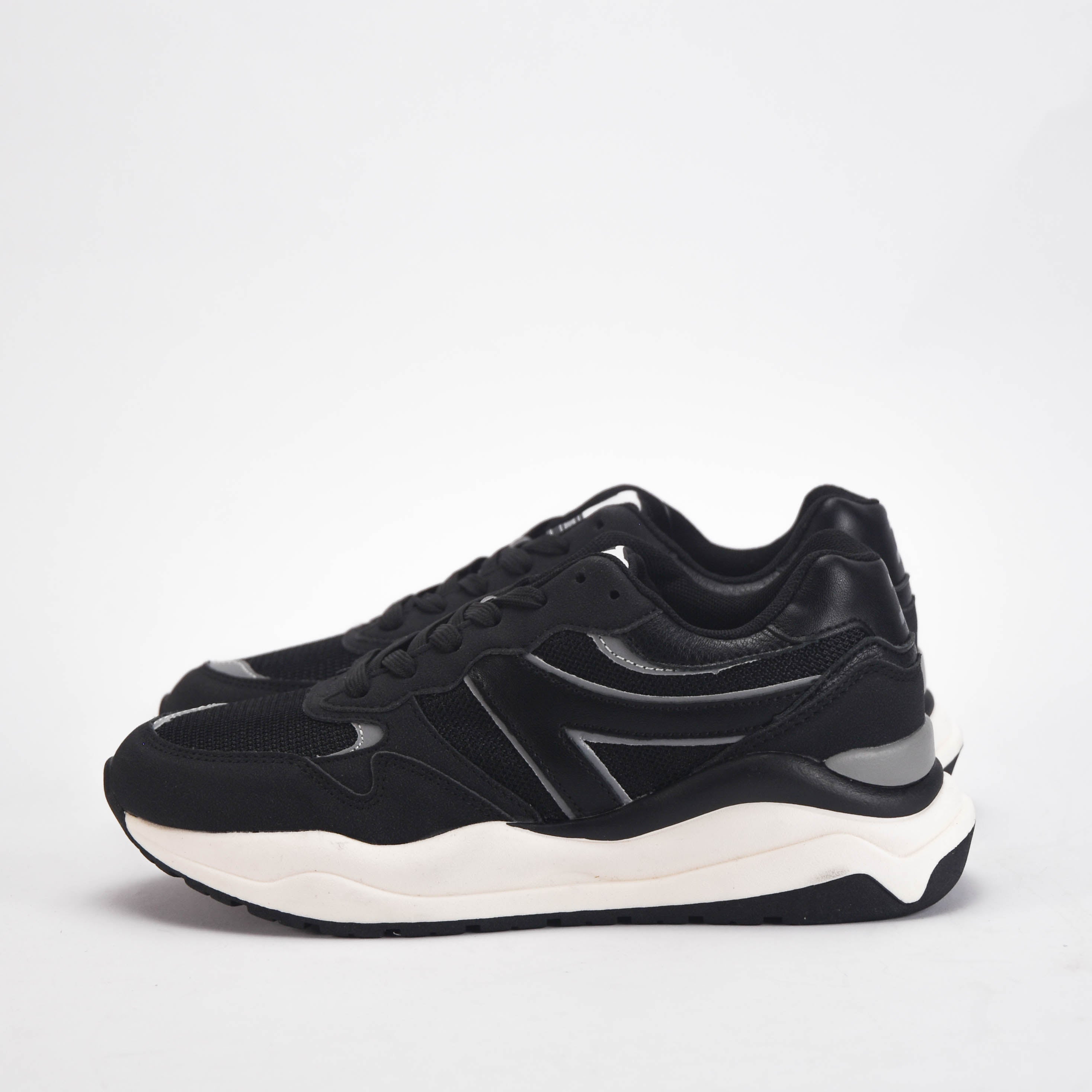 SAFETY JOGGER SHOES
