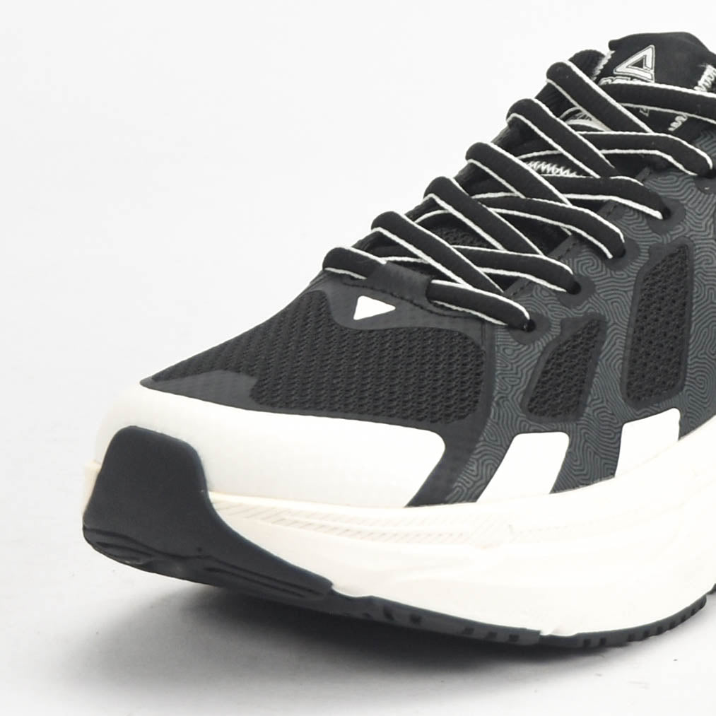 PEAK SHOES