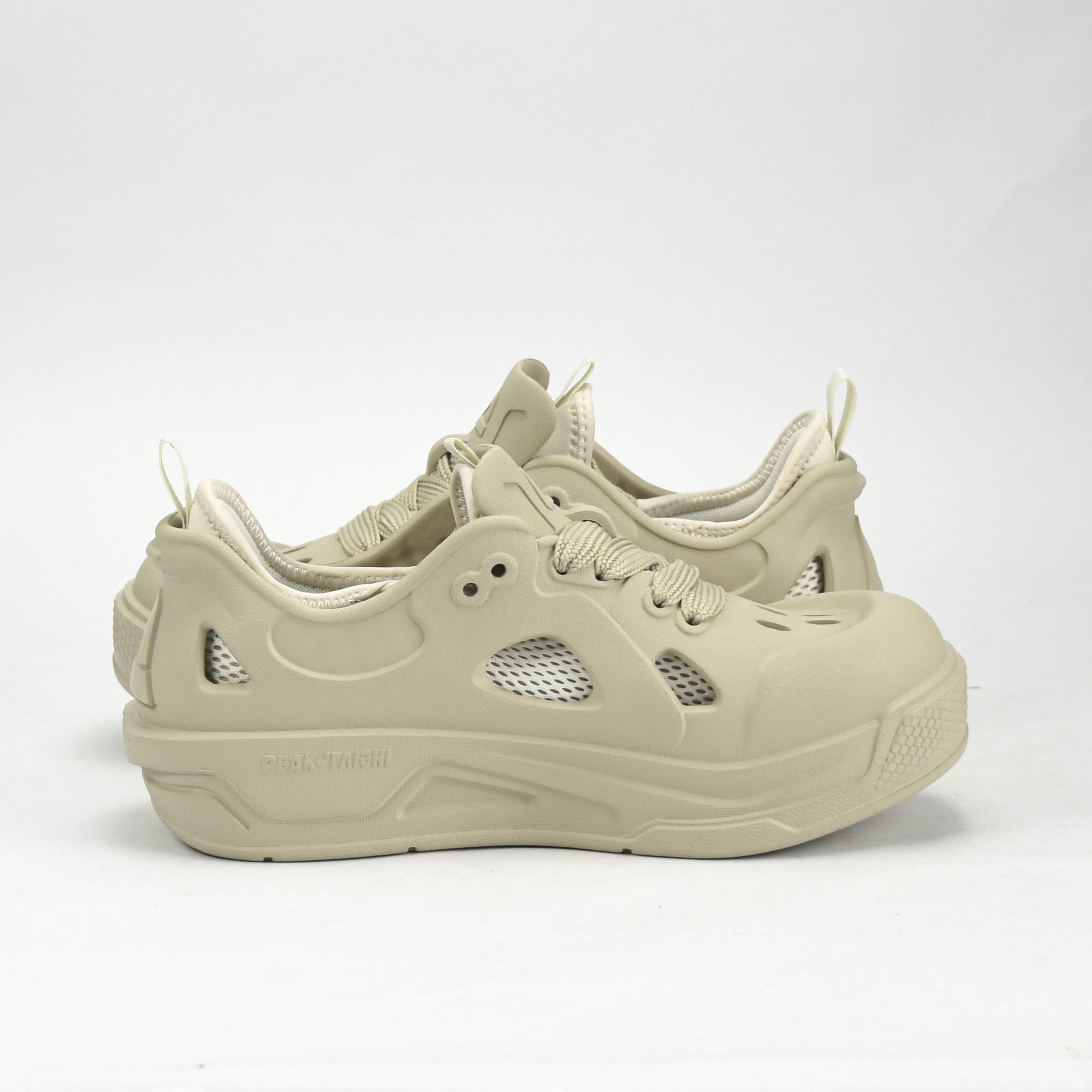 PEAK SPORTS SHOES