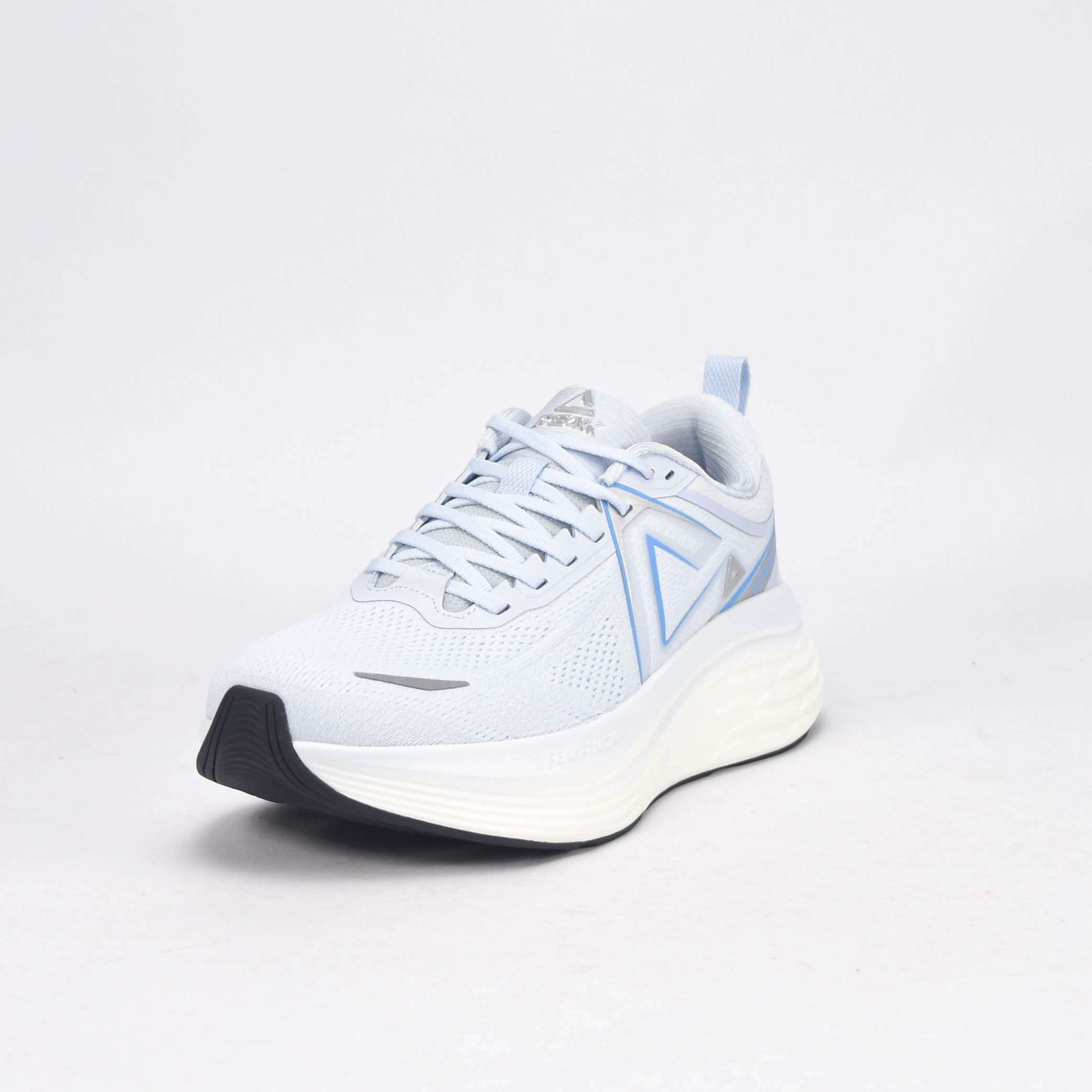 PEAK SHOES