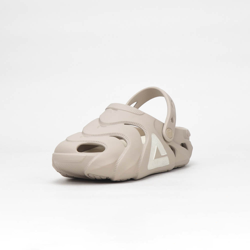 PEAK SLIPPERS SANDALS BROWN