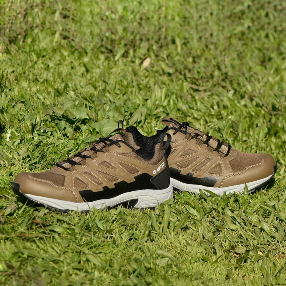 HI-TEC PACIFIC TRAIL